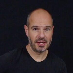 How to Read Guitar Tabs: Beginner’s Guide & Easy Tips